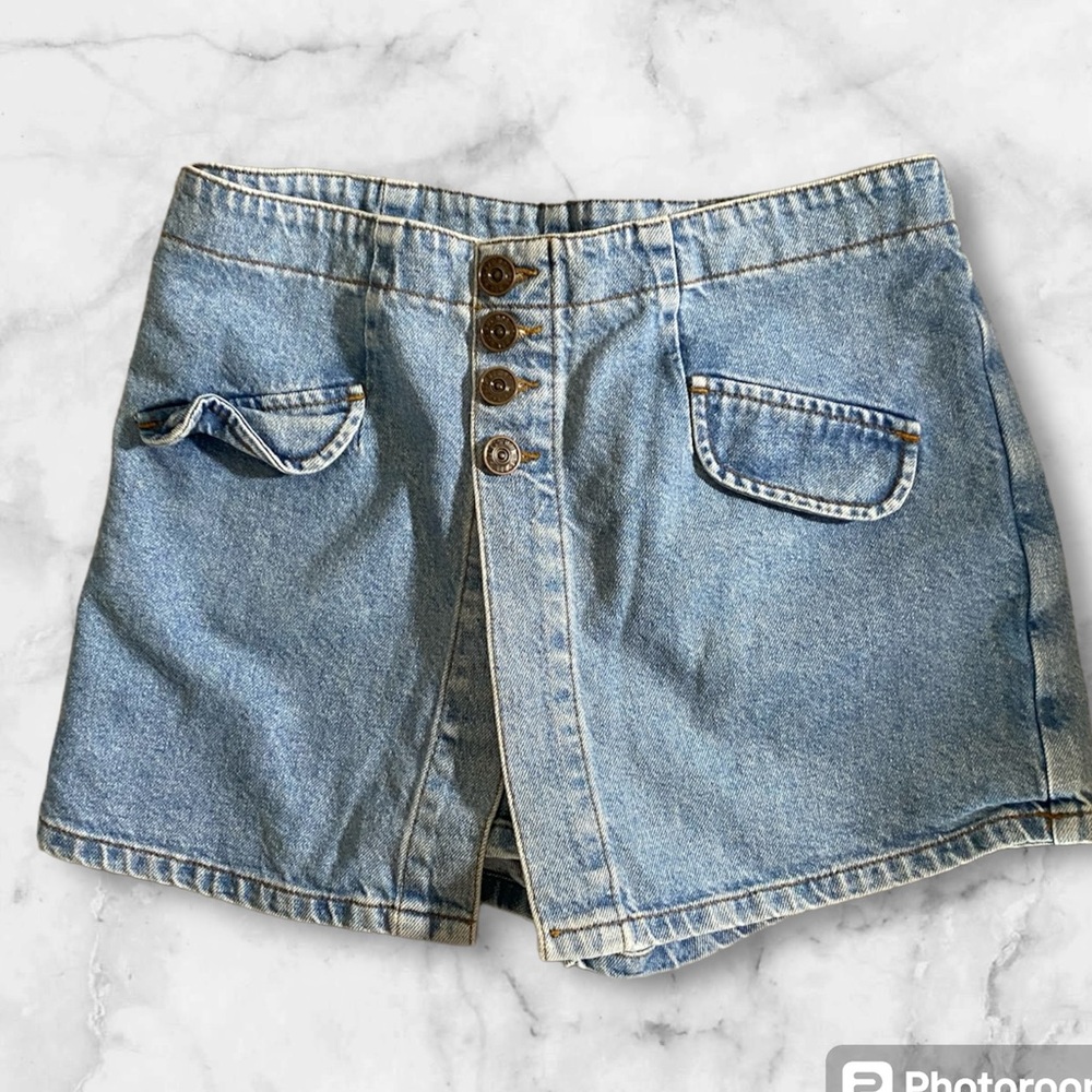 Skort urban outfitters size 28